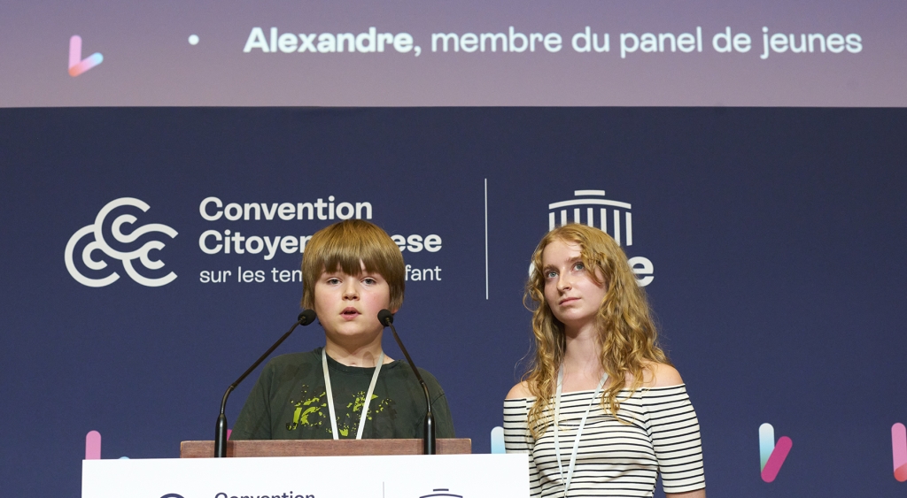 Louise et Alexandre à la Convention citoyenne