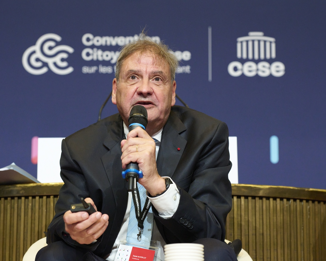 Daniel Auverlot
